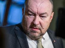 SR Bratislava vláda 118. schôdza rokovanie BAX