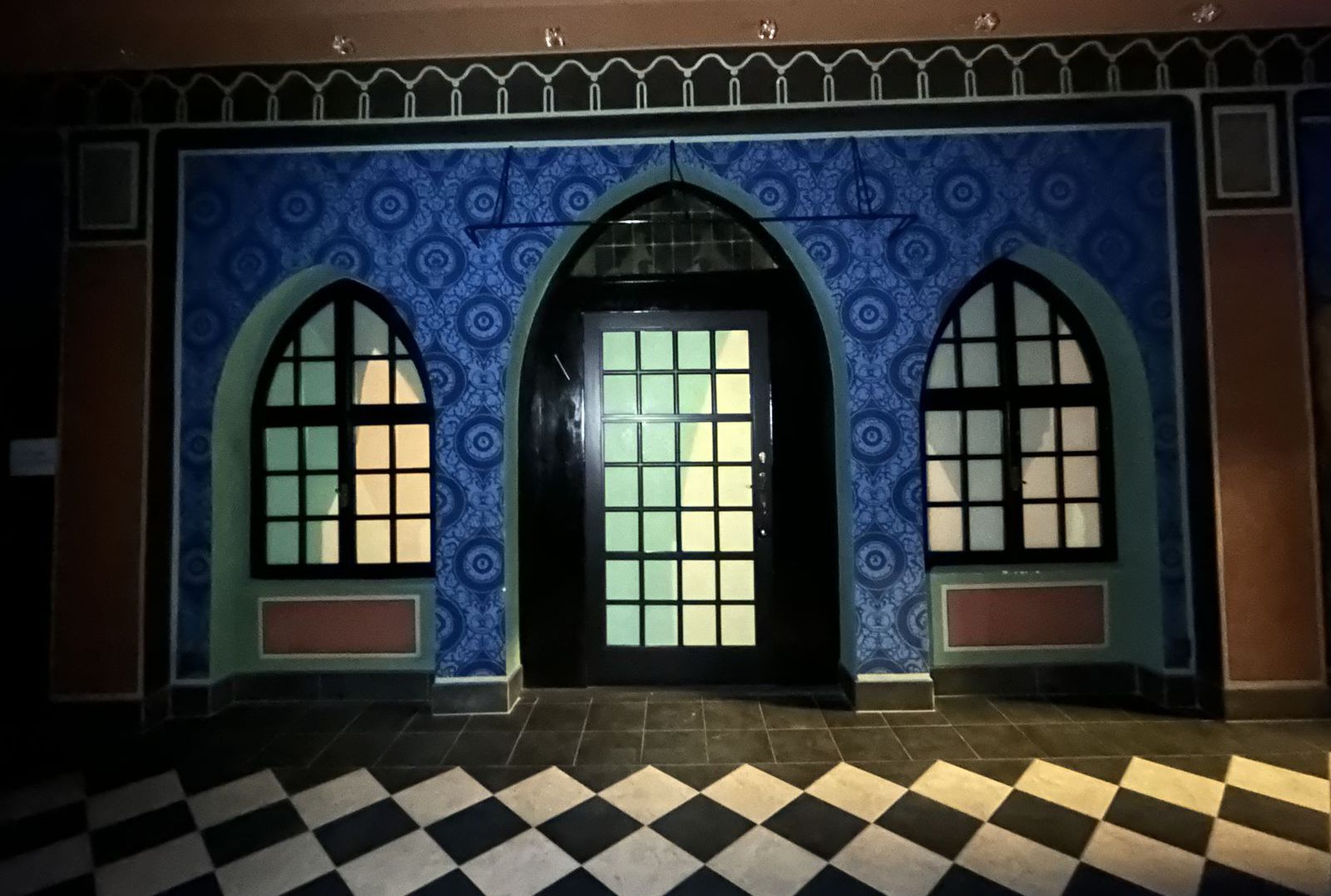 Interiér trenčianskej synagógy.