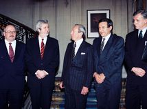 ČESKO SR MR PR CLINTON SUMMIT V4