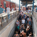 železničná stanica Bratislava príchod vlak Galanta Senec Bra