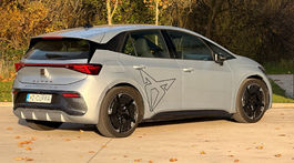 Cupra Born eBoost (2025)