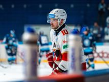 Neviem, či mu niekto ešte dokáže pomôcť....