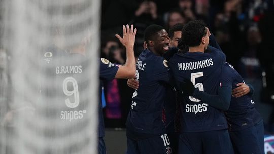 PSG napriek kanonáde stále na druhom mieste, lídrom ligy zostane aj po víkende Lens