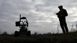 Rusko, Ukrajina, vojna, Čierne more, Námorný dron  Magura V7, pozemný dron, robot