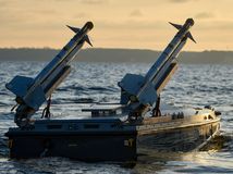 Rusko, Ukrajina, vojna, Čierne more, Námorný dron  Magura V7, pozemný dron, robot