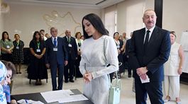 Pellegrini, Raši a Fico privítajú doživotného prezidenta. Vládcu, ktorý prinútil Putina, aby sa ospravedlnil