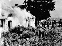 Naozaj tam vraždili banderovci? Pravda o masakre v Kolbasove a Novej Sedlici