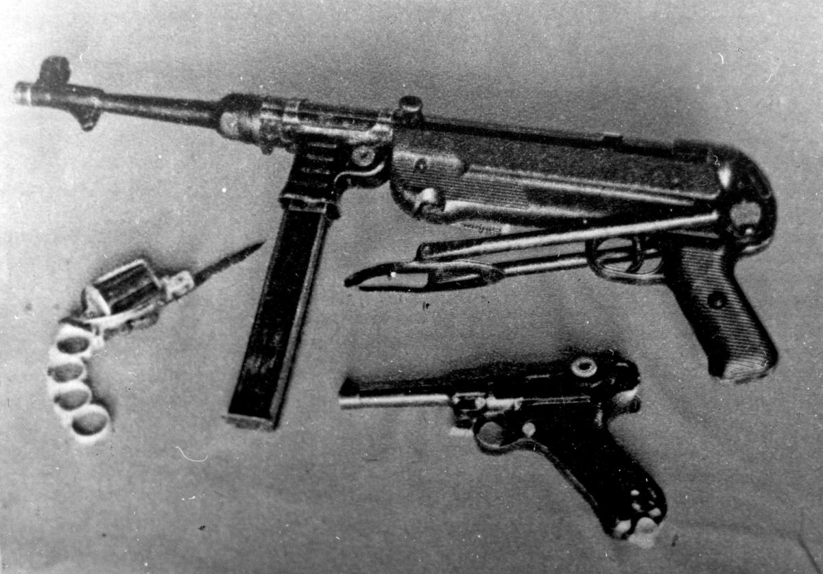 Zbrane, ktoré používali banderovci - nemecký...