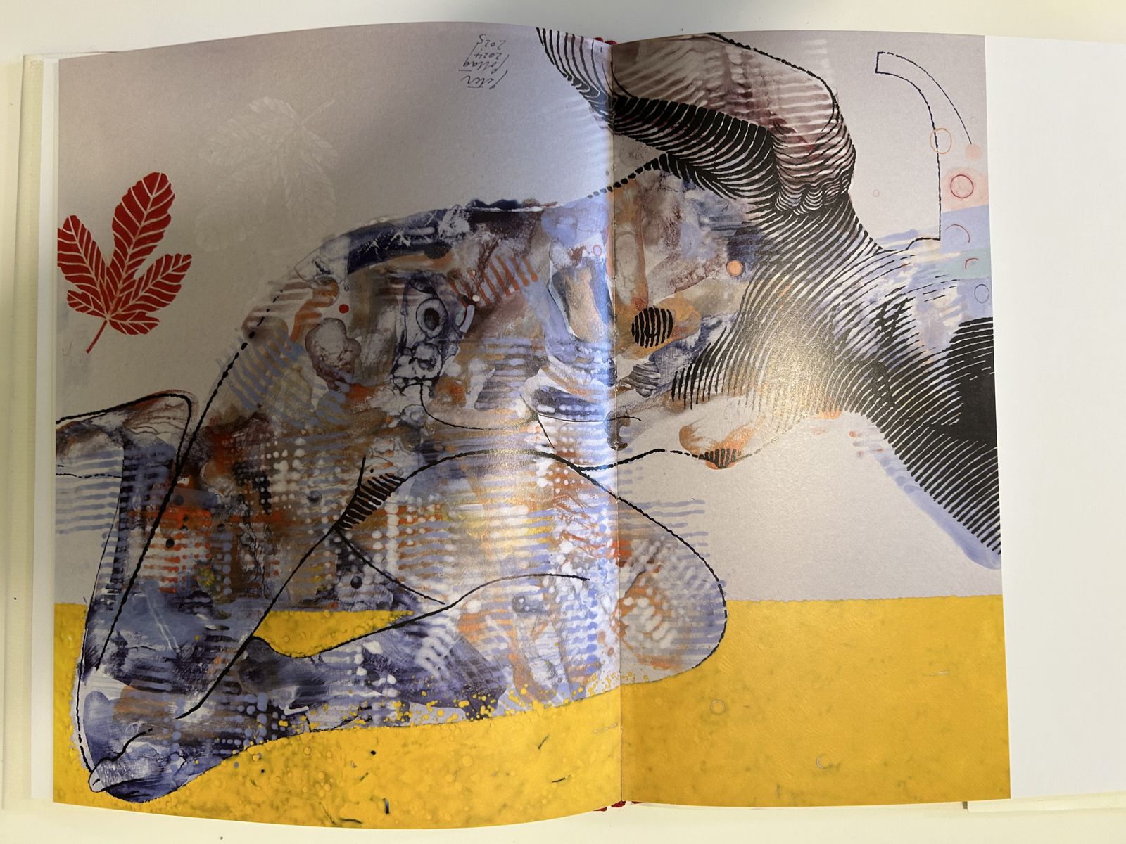 Knihu Zahalený erotikon ilustroval Peter Pollág.