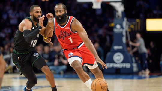 Harden prežil historický večer, pokazil mu ho iba výsledok Clippers. Na výrazný míľnik dosiahol aj Durant