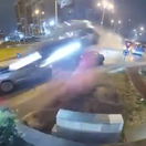 Oradea, Rumunsko, nehoda, let auta nad kruhovým objazdom