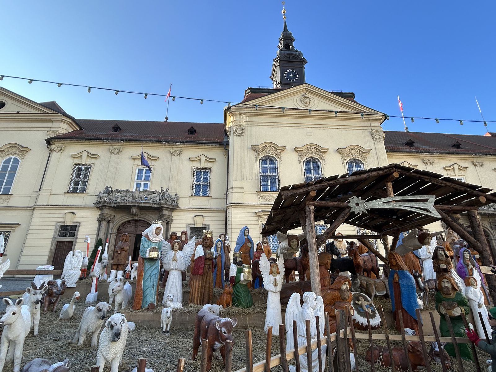 Halouzkův drevený betlehem na Dominikánskom...