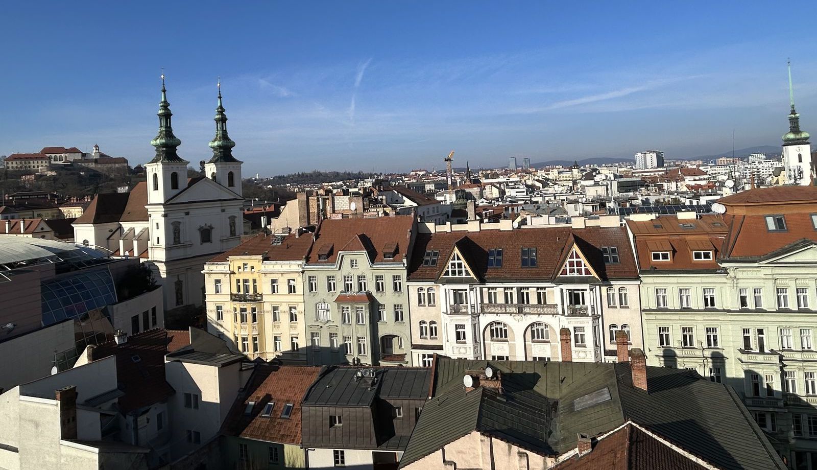 Výhľad na Brno zo 63 metrov vysokej veže starej...