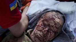 Ukrajina, Rusko, dronový a raketový útok, vojna, Kyjev, zničené budovy, bombardovanie, civilisti, AP,