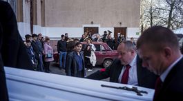 Ukrajina, Rusko, dronový a raketový útok, vojna, Kyjev, zničené budovy, bombardovanie, civilisti, AP,