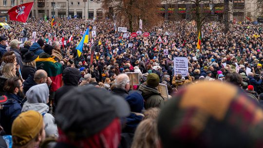 10-tisíc Litovčanov vyšlo do ulíc: boja sa o slobodu médií, protestovali proti zmenám v LRT 