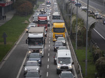 Kolaps ako nádej na riešenie. Bratislava je...