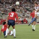 Býval na zámku, hrával s Weissom i Moravčíkom. Lit má miliónové dlhy, žiada bankrot