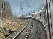 Presne mesiac od Pezinka: Na Liptove sa skoro zrazil rýchlik s nákladným vlakom, ubrzdili pár metrov oproti sebe