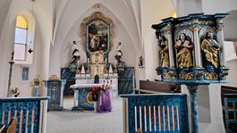 kostol, interiér, Kremnické Bane, stred Európy