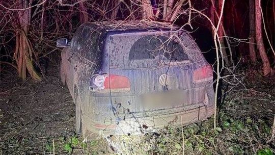Vodič po úteku, náraze do stromu a incidente s policajnou hliadkou zomrel
