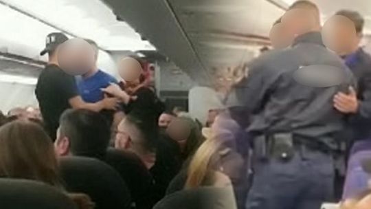 Škandál už pred zápasom. Jedného fanúšika Slovana zatkli, ďalších deportovali z Macedónska