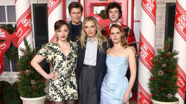 Michelle Pfeiffer na premiére Hurá, Vianoce!