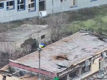 Pokrovsk, ukrajinská vlajka, vojna