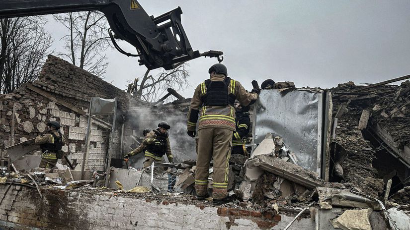 Likvidácia následkov po ruskom útoku v Sumskej...