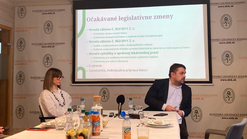 Prvá viceprezidentka SLeK Miroslava Snopková a...