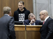 SR Bratislava 44. schôdza NRSR Ráž vyslovenie nedôvera BAX