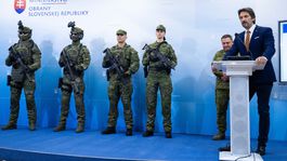 SR MO OS Kaliňák výstroj výzbroj uniformy BAX