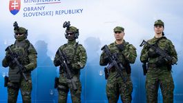 Nové uniformy aj zbrane pre slovenských bojovníkov