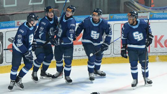 Prvú tretinu prehrala 0:4, senzačný obrat Žiliny. Slovan si upevnil pozíciu lídra súťaže