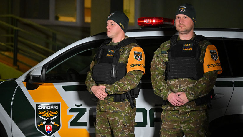 V piatok večer nastúpili do služby naprieč...