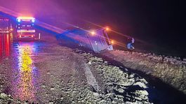 Prevrátený autobus na diaľnici D1 na 31,5 km v...