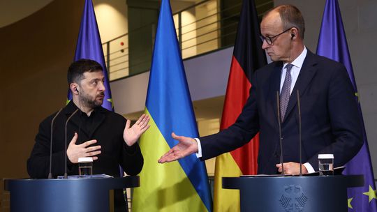 ONLINE: Zelenskyj: Chceme kvalitný mier, neuznáme Donbas za ruský. Ani de iure, ani de facto