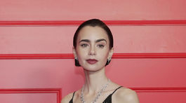 Lily Collins v kreácii Armani Privé