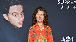 Herečka Sandra Bernhard.