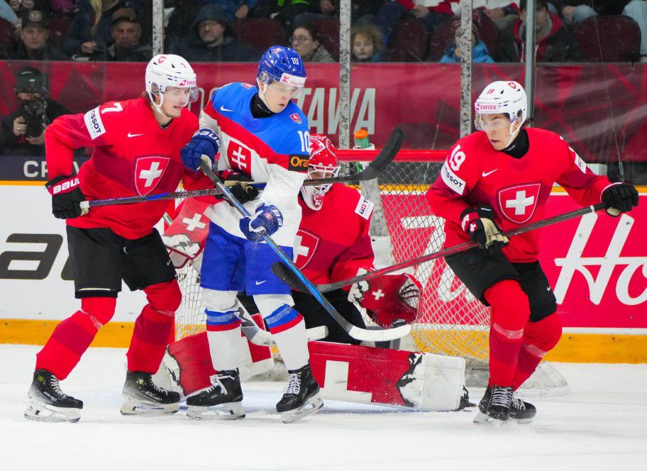 Medzi lídrov mužstva by mal patriť aj útočník...