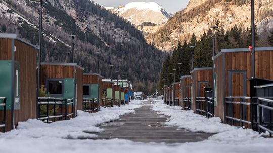 Anti-sex postele a skromných 18 metrov štvorcových. Športovcov na olympiáde nečaká žiadny luxus