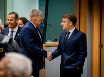 Robert Fico, Emmanuel Macron
