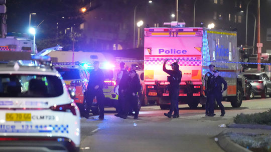 Polícia zadržala siedmich mužov podozrivých z plánovania násilného útoku v Sydney