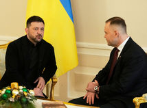 ONLINE: Rusko predstavuje ohrozenie pre Ukrajinu aj Európu, zhodol sa Nawrocki so Zelenským. Chcú spolu vyrábať zbrane proti dronom