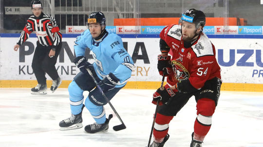 Líder z Bratislavy dostal výprask v Bystrici, série Žiliny a Popradu pokračujú, víťazný návrat Bučeka