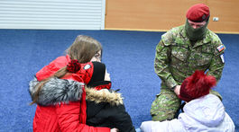 Na snímke slovenský vojak v jednotke KFOR sa...