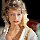 KVÍZ: Pamätáte na slávne princezné? Jedna mala hviezdu na čele, druhá zázračný prsteň a kráska z poslednej otázky čarovala polonahá. Kto ju spozná?