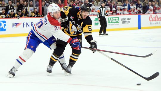 Excelentná práca Slafkovského. Tretí viacbodový zápas Slováka v sezóne, Montreal padol v nájazdoch