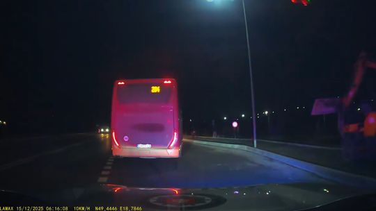VIDEO: Autobusár v Čadci v ranných hodinách nafúkal viac ako jedno promile