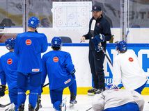 Slovenský tréner vošiel do šatne a trikrát...